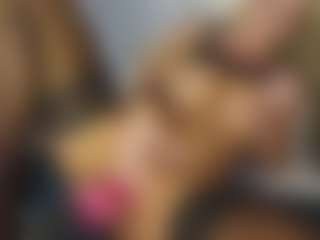 TaylorLove303's Live Sex Cam Show