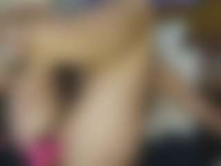 TaylorLove303's Live Sex Cam Show