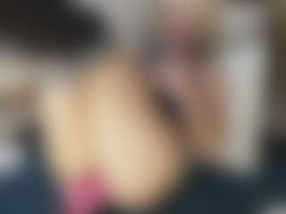 TaylorLove303's Live Sex Cam Show