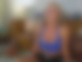 TaylorLove303's Live Sex Cam Show