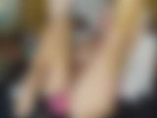 TaylorLove303's Live Sex Cam Show