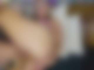 TaylorLove303's Live Sex Cam Show