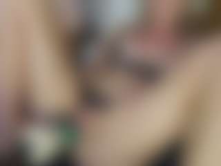 TaylorLove303's Live Sex Cam Show