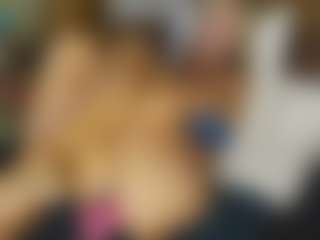 TaylorLove303's Live Sex Cam Show
