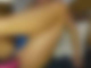 TaylorLove303's Live Sex Cam Show