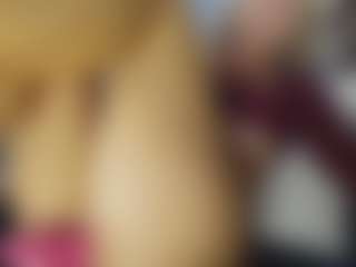 TaylorLove303's Live Sex Cam Show
