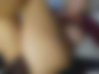 TaylorLove303's Live Sex Cam Show
