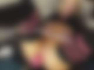 TaylorLove303's Live Sex Cam Show
