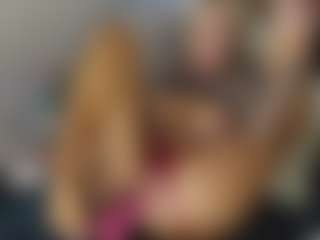 TaylorLove303's Live Sex Cam Show