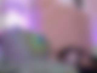 Live cam show with EmmaPink3 - Blonde Hair MILF on sexytreat.net