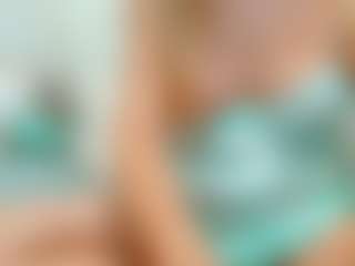 Live cam show with Eva-X-Jane - Blonde Hair Middle Aged on Streamer API