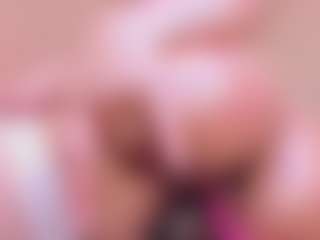 Anneee's Live Sex Cam Show