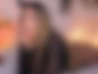 Anneee's Live Sex Cam Show
