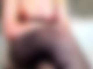 Live cam show with Aidasina - Thin on Stripli.com