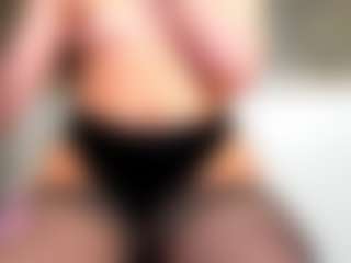 Live cam show with Aidasina - Thin on fapnchat