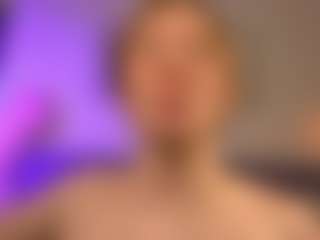 Live cam show with LuLovett - Grey on MyBangCams