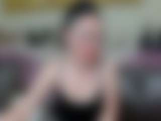Live cam show with keiraneil - Living Room on Camsoda