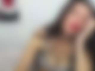 Live cam show with MilaLoona - Tease on Fit Hotties