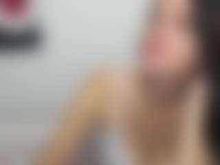 Live cam show with MilaLoona - Green Eyes on Camsoda