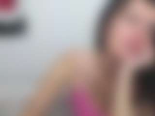 Live cam show with MilaLoona - Cute on madthumbs