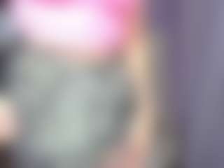 MilaLoona MILF webcam performer live streaming
