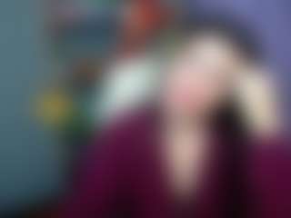 Live cam show with MilaLoona - Japanese on Strip Flash - Live Sex Shows