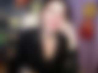 Live cam show with MilaLoona - Shaved on Big Tits