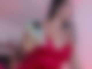 Live cam show with Jesica-simpson - Tease on CamwithHer