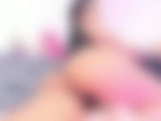 Live cam show with miiss-sofiii - Cute on StripNow