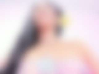 Live cam show with miiss-sofiii - Ebony Petite on slutload