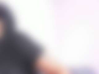 Live cam show with miiss-sofiii - Living Room on xxxlivecams.org