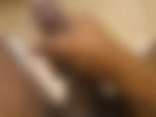 Live cam show with mrstrokeitright - Living Room on xDating