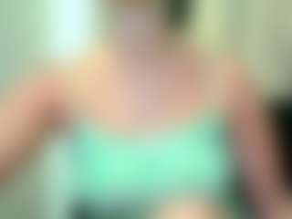 Live cam show with Celestee-pretty - Average on MyBangCams