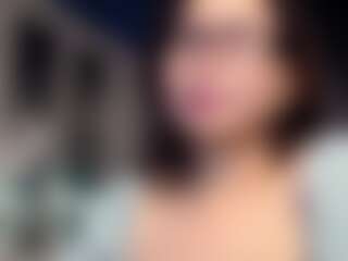 ArinFleu's Live Sex Cam Show