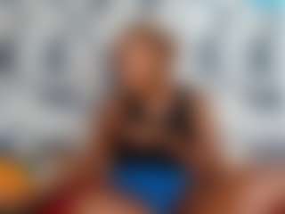 Blondq2003's Live Sex Cam Show