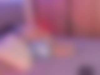 Live cam show with Taylor-West - Ebony on Camsoda | colombia
