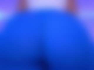 Live cam show with Oxlemon - Gamer MILF on Dolls Live