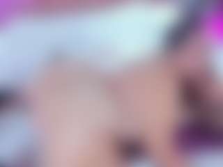 Amanda Cruz's Live Sex Cam Show