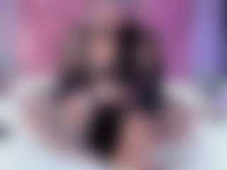 Amanda Cruz's Live Sex Cam Show