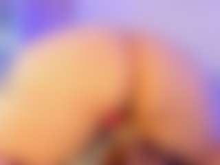 Vickyy Moore's Live Sex Cam Show