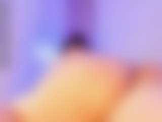 Live cam show with Vickyy Moore - Twerk Young Adult on Mixed Magazine Live