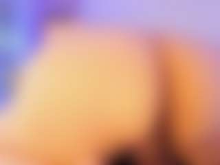 Vickyy Moore's Live Sex Cam Show
