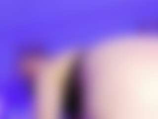 Vickyy Moore's Live Sex Cam Show