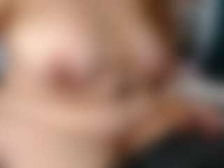 Live cam show with Ruby-Watson - Granny Blonde Hair on fapnchat