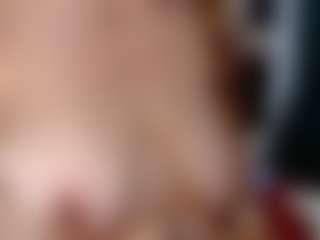 Live cam show with Ruby-Watson - Granny Blonde Hair on Dare Cams