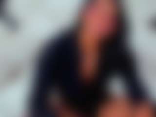 Live cam show with Stormy Butty - Twerking on Soda Cam