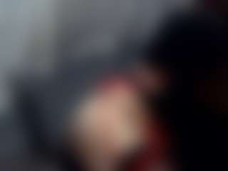 Live cam show with xdresserwithass - Average on Livezox