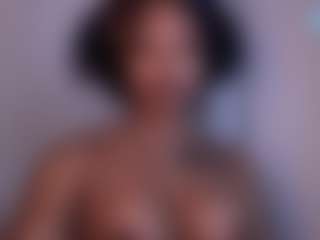 Live cam show with Youlovechina - Pov on AdultVida.com