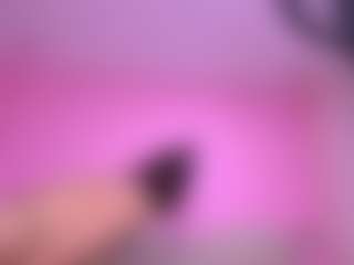 zoe-12's Live Sex Cam Show