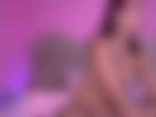 Live cam show with zoe-12 - Squirt MILF on Camsoda